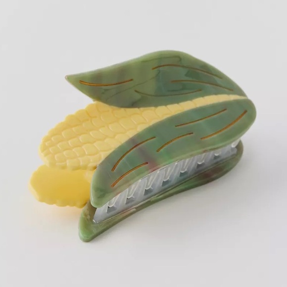 UO Corn Cob Acetate Hair Claw Clip - Picture 3 of 3